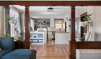 14 Elinora St, East Providence, RI 02915