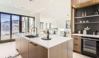 864 Iris Ave, Boulder, CO 80304