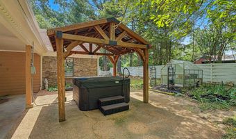 4703 OAK Rd, Bartlett, TN 38002