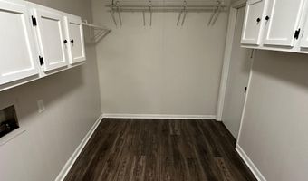 1016 Watson Pl, Benton, AR 72015
