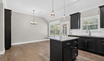 689 Lucy Ln, Alexander, AR 72002