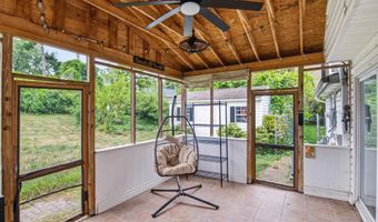 12413 SEABURY Ln, Bowie, MD 20715