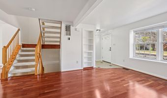 43494 POSTRAIL Sq, Ashburn, VA 20147