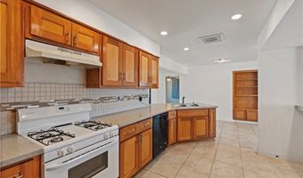 23859 South Rd, Apple Valley, CA 92307