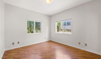 210 N Stage Coach Ln, Fallbrook, CA 92028