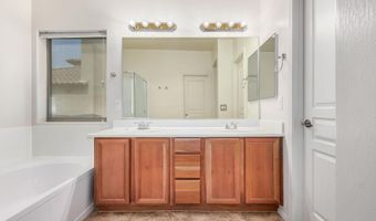 6993 S RUBY Dr, Chandler, AZ 85249
