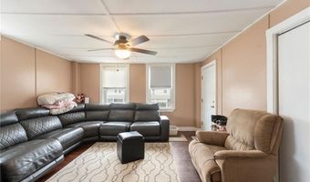 13 Main St, Lincoln, RI 02838