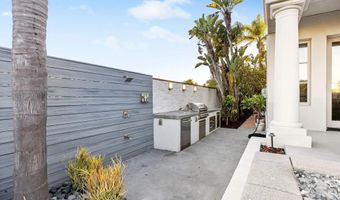 7124 Aviara Dr, Carlsbad, CA 92011