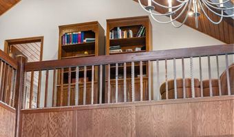 622 Golf Course Rd, Altoona, PA 16601