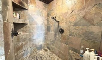 301 Ave N, Abernathy, TX 79311