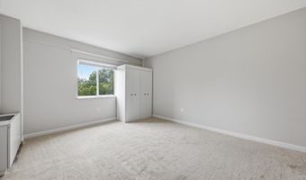 7501 DEMOCRACY Blvd 339, Bethesda, MD 20817
