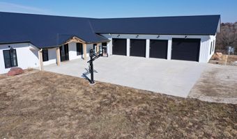 23249 Maple Rdg, Adel, IA 50003