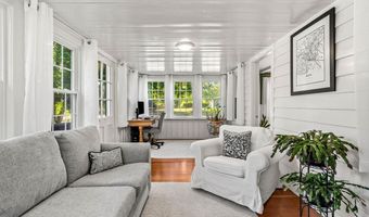 129 Bedford Center Rd, Bedford, NH 03110