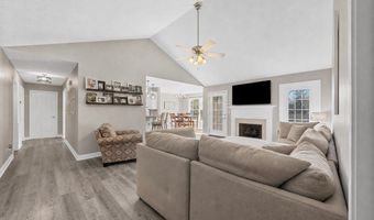 201 Elmwood Dr, Auburn, KY 42206