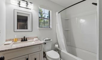 21 Deer Run Dr S, Barnegat, NJ 08005
