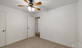 135 Longbranch Ct, Athens, GA 30605