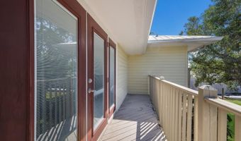 110 HAMMOCK Rd, Anna Maria, FL 34216