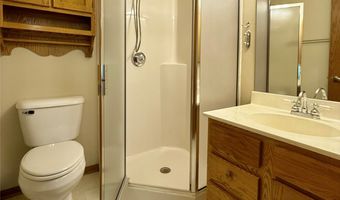411 SE Delaware Ave 304, Ankeny, IA 50021