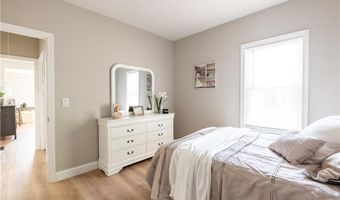 122 S Blossom St, East Providence, RI 02914