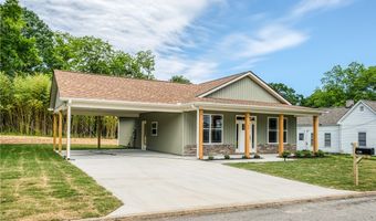 106 North St, Belton, SC 29627