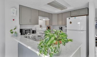 6041 SEQUOIA Rd NW B3, Albuquerque, NM 87120