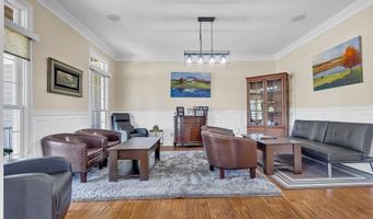 431 Summer Lake Dr, Bedford, IN 47421
