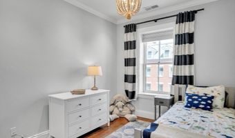 284 Bunker Hill St 4, Boston, MA 02129