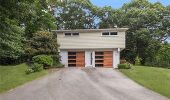 10 Guzeika Rd, North Kingstown, RI 02852