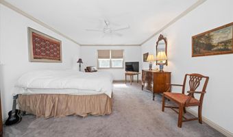 28 STATEN Dr, Hockessin, DE 19707