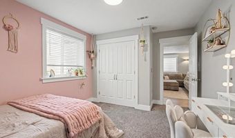 5343 Barton Ct, Ammon, ID 83406