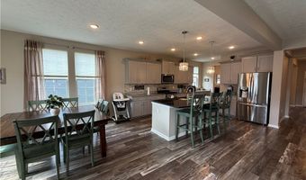 987 Hawkin Ln, Aurora, OH 44202
