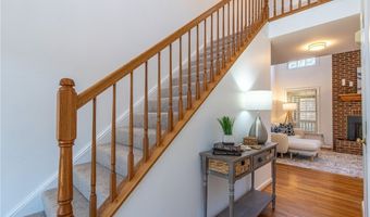 2387 Burlington Dr, Amissville, VA 20106