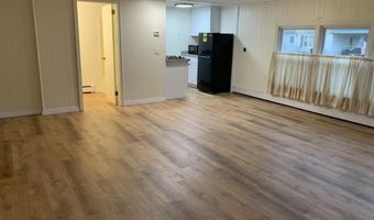 608 Berkeley Ave, Beachwood, NJ 08722