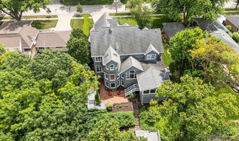140 RIVER Dr, Appleton, WI 54915
