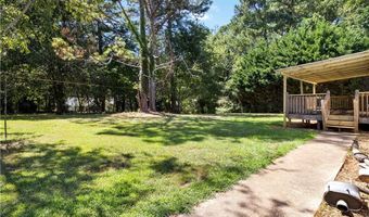 366 Ridgeview Dr, Auburn, GA 30011
