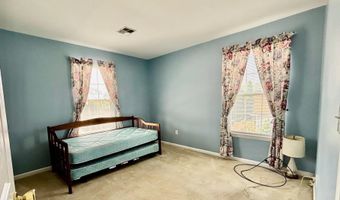 15 Hannah Lee Rd, Barnegat, NJ 08005