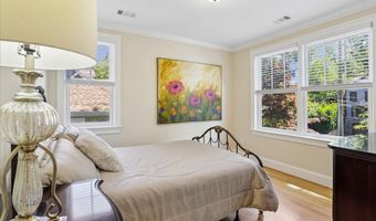 7800 RADNOR Rd, Bethesda, MD 20817
