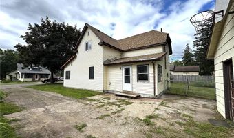 212 4th St NE, Aitkin, MN 56431