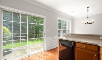 121 Finsbury Ln, Woodstock, GA 30188