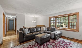 9 Donald Rd, Billerica, MA 01821