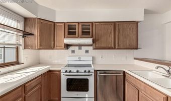 2570 Hatch Cir, Colorado Springs, CO 80918