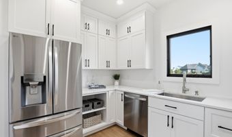 3874 Chapel Hill Ct, Bargersville, IN 46106