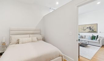 2516 Q St NW Q206, Washington, DC 20007