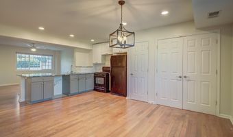 5210 MARIS Ave, Alexandria, VA 22304