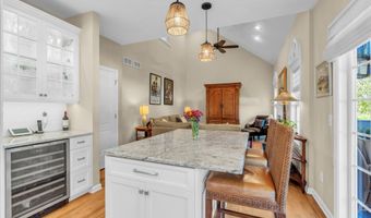 22 Woodland Ave, Manasquan, NJ 08736