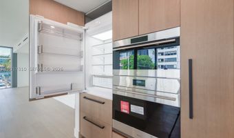 1177 Kane Concourse 204, Bay Harbor Islands, FL 33154
