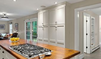 4 Russell Hill Rd, Brookline, NH 03033