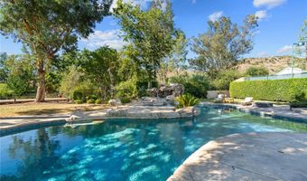 28925 Medea Mesa Rd, Agoura Hills, CA 91301