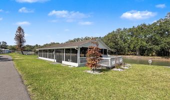 58 Leisure Dr, Auburndale, FL 33823