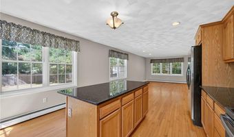 11 Soneric Ln, Richmond, RI 02812